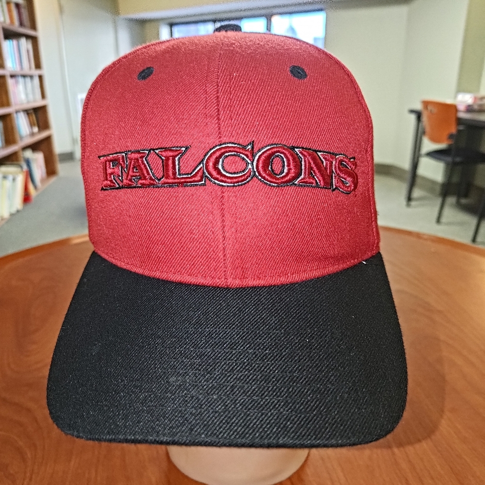 UW-River Fall Falcons Embroidered Logo Snapback Hat Cap